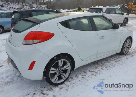 2013 Hyundai Veloster Base W/Black из США, поврежденный, VIN KMHTC6AD2DU179368